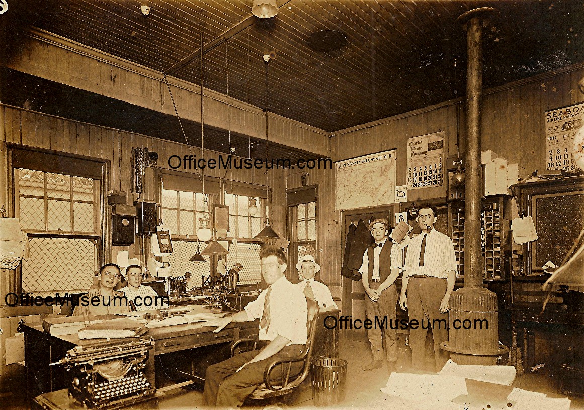  - 1918 Office with Charles Werner Co calendar Bellefonte PA OM
